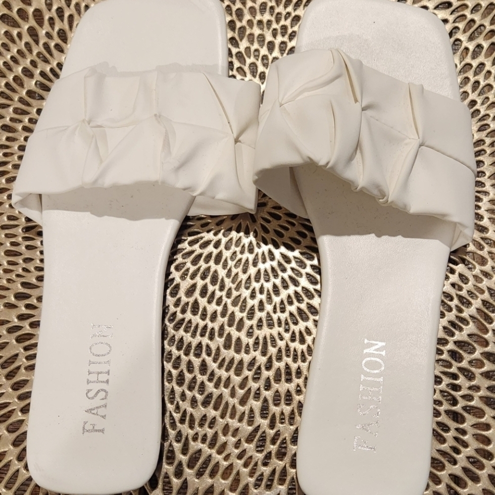 SHEIN White Padded Slide Sandals Square Toe EU 40 US 9